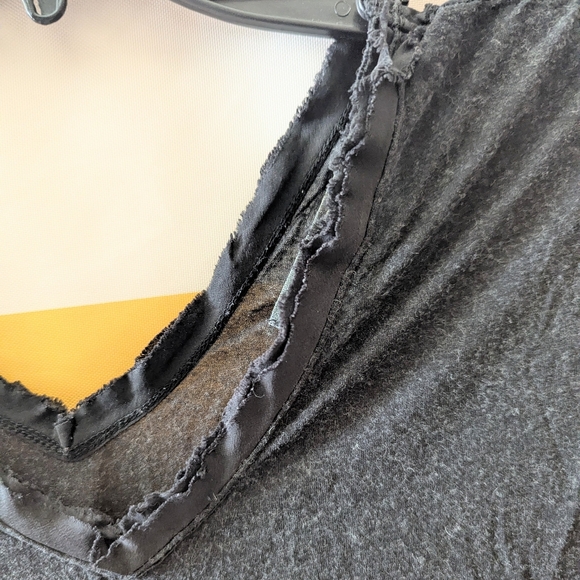 Allsaints Dita Top Marled Black Raw Edge Angora Grunge Witchy Whimsigoth Goth 4 - Picture 10 of 16